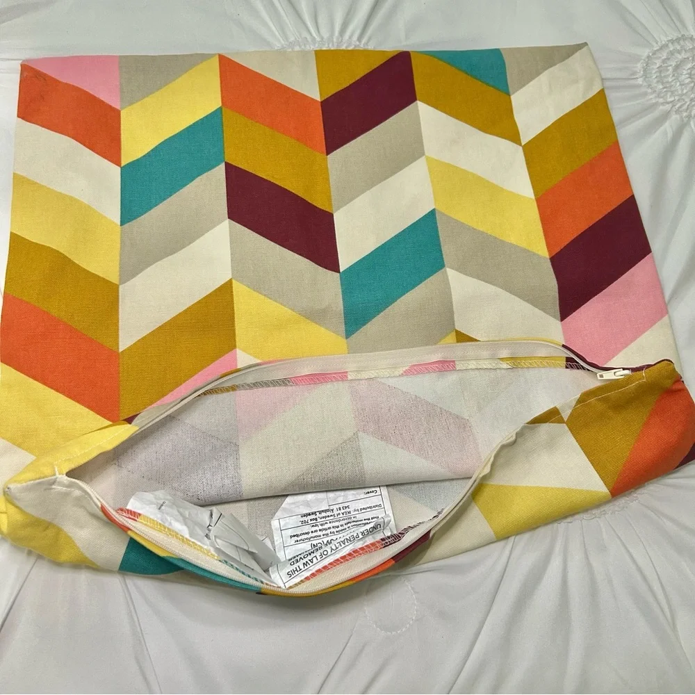 IKEA HANNELISE Multicolor 20x20 Pillow Cover